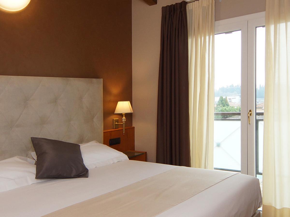 Hotel Clarin 14 By Dori Πεσκιέρα ντελ Γκάρντα Εξωτερικό φωτογραφία