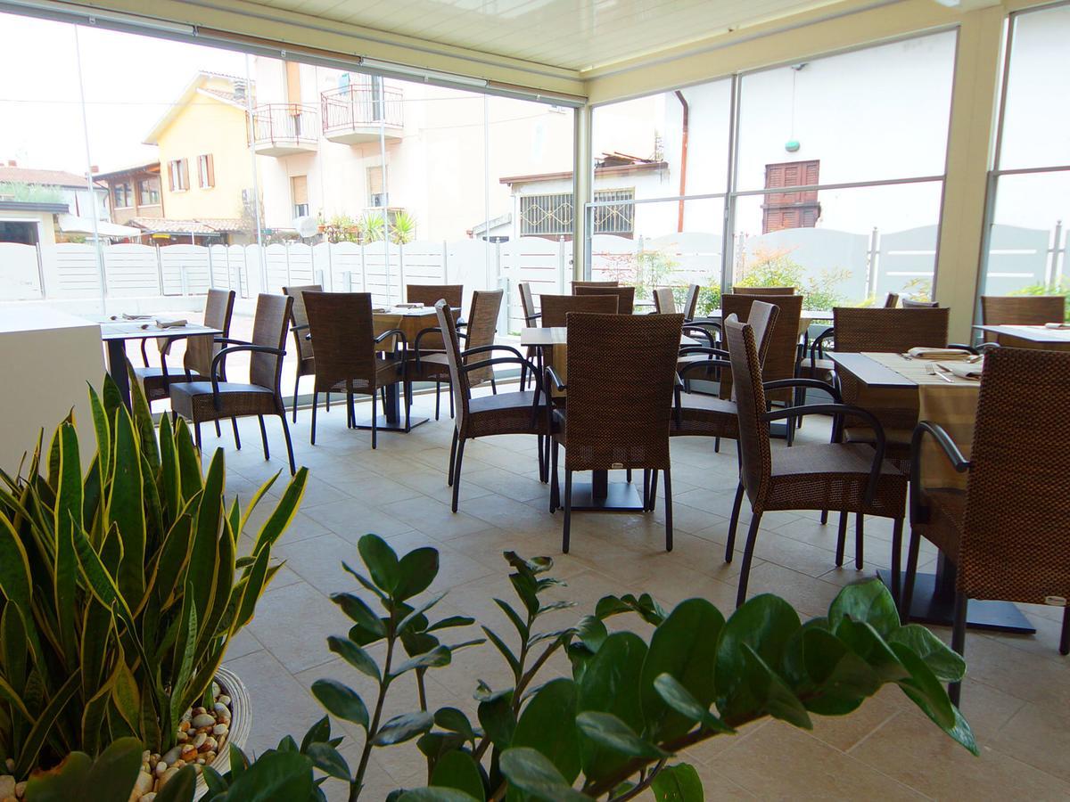 Hotel Clarin 14 By Dori Πεσκιέρα ντελ Γκάρντα Εξωτερικό φωτογραφία